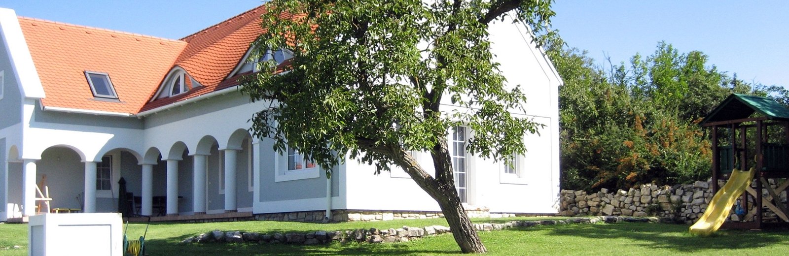 1_haus-2_pt.jpg