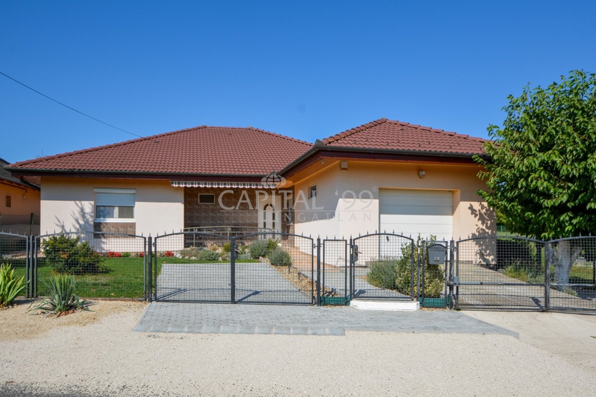 Detached house for sale near the Lake Balaton