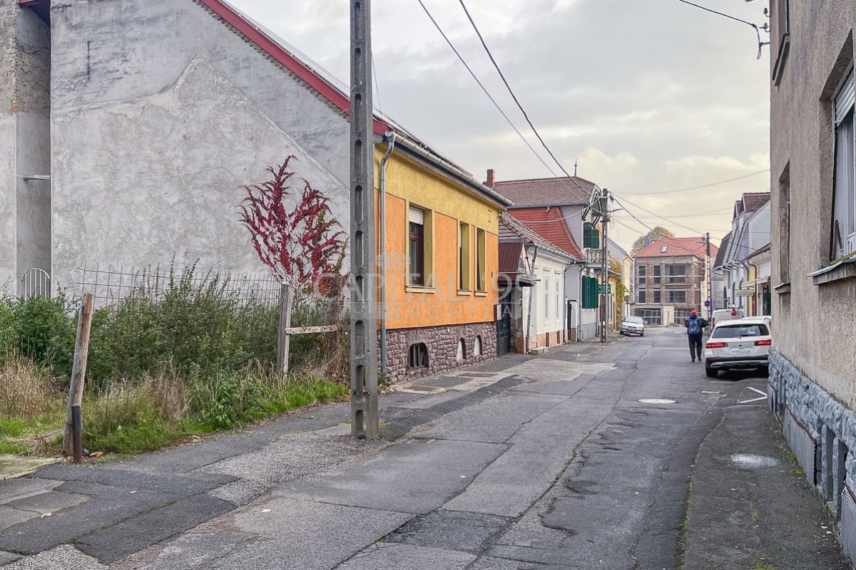 Building site - 4350