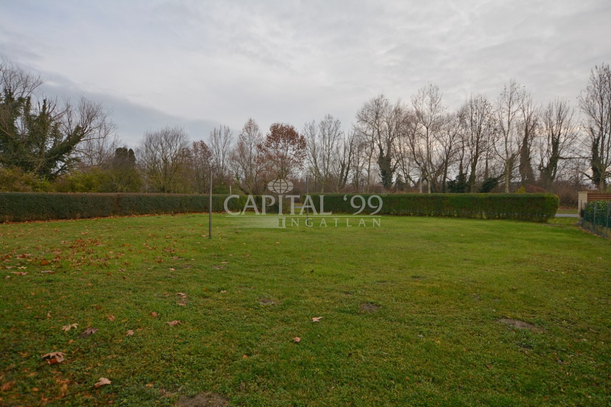 Building site - 4352