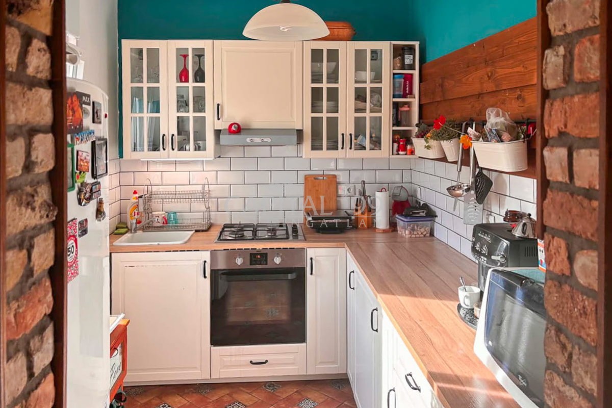 Family House - 4397
