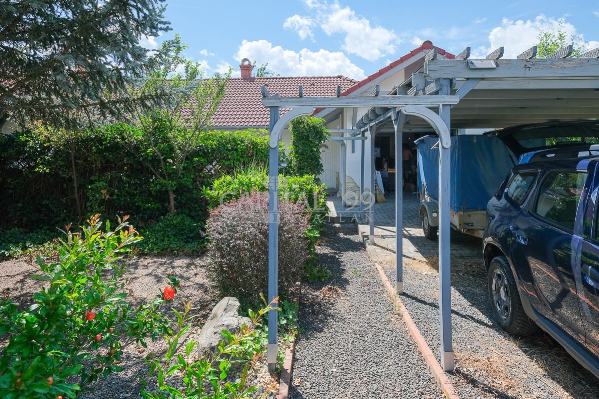 Family House - 4402