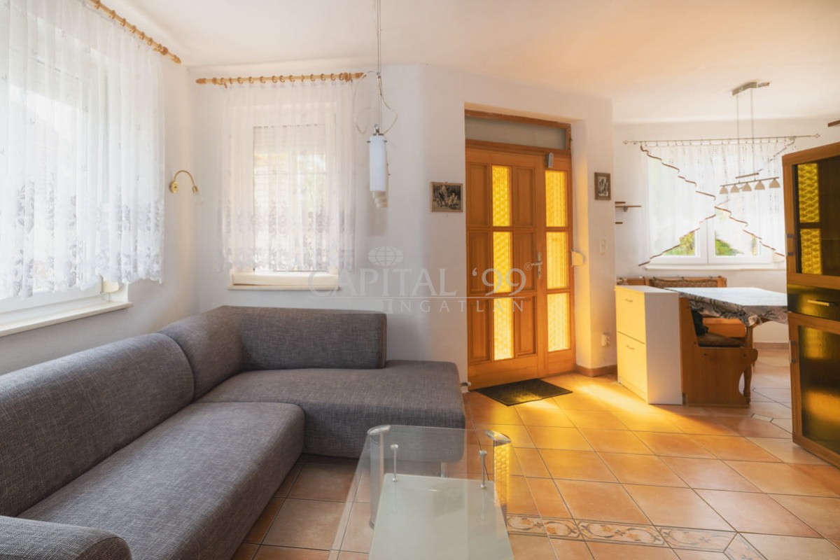 Family House - 4409