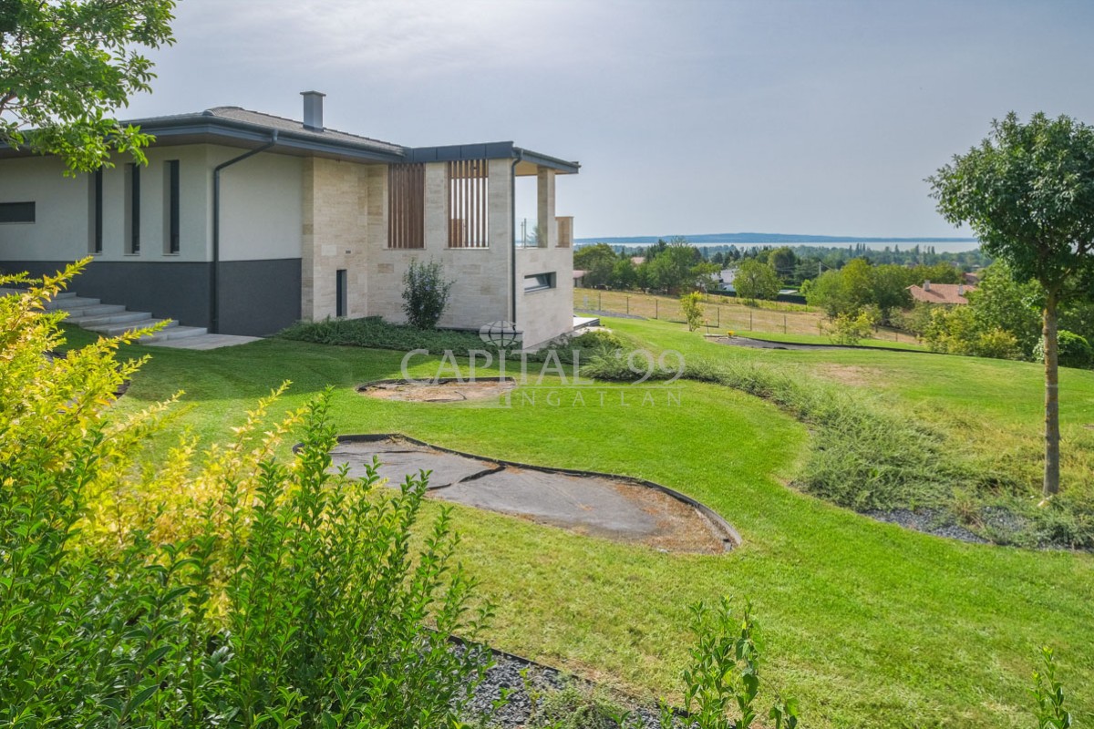 Family House - 4426