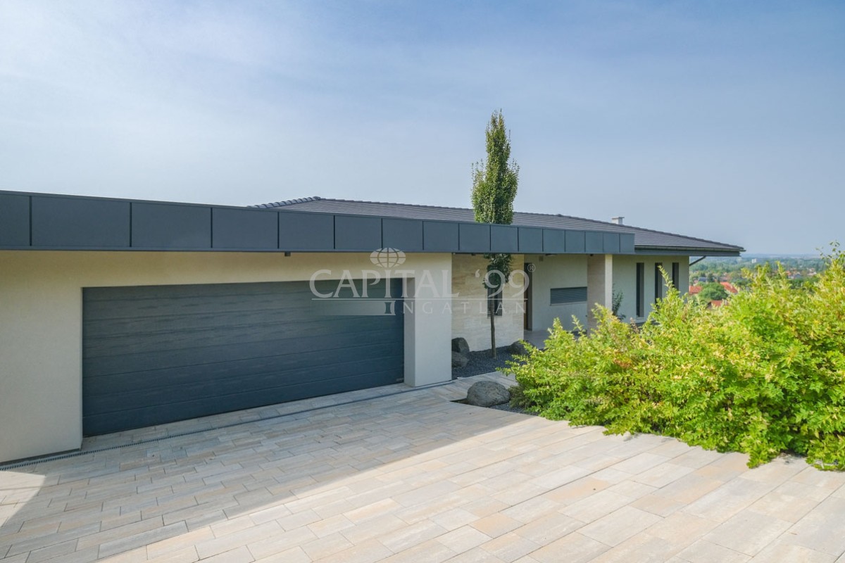 Family House - 4426