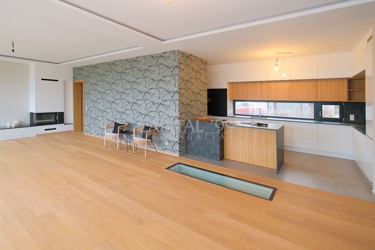 Family House - 4426