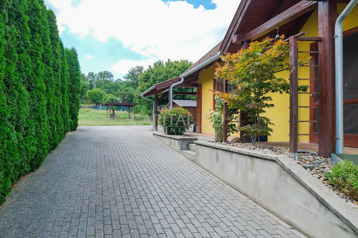 Family House - 4429